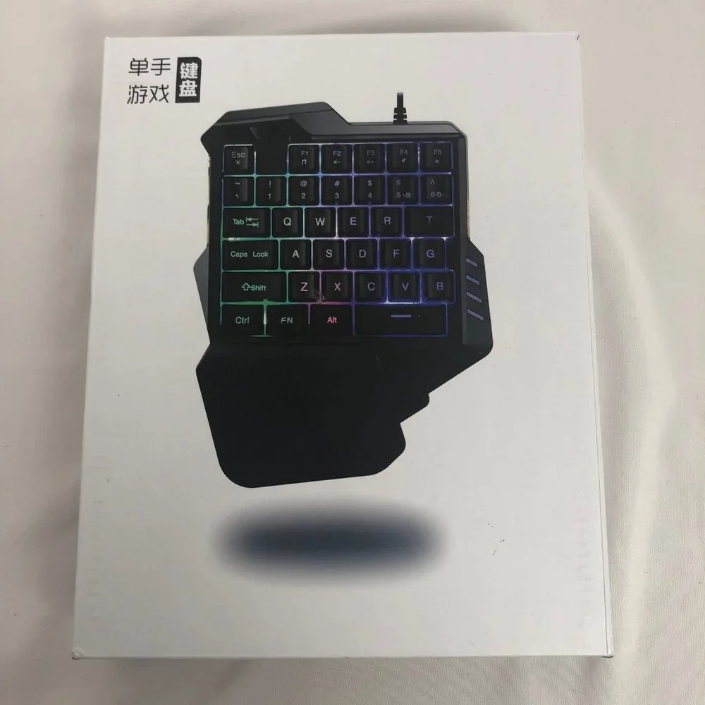 Red Thunder One-handed Gaming Keyboard New Open Box